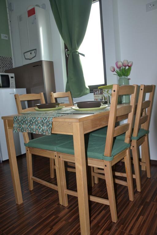 Coffee Residence 1 Bucureşti Ngoại thất bức ảnh